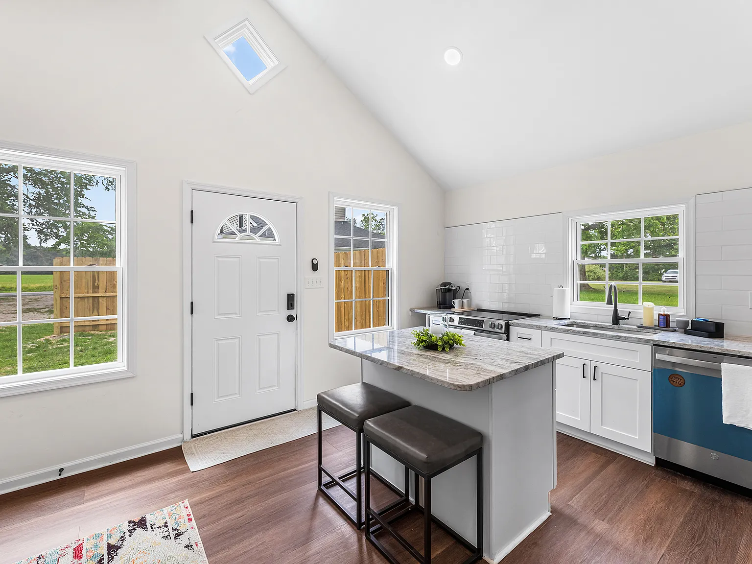 1 bed, 600 sqft, $1,595 — Photo 4