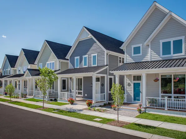 197 Two Hundred Green WAY, Thiensville, WI 53092