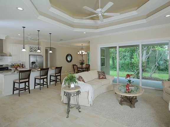 4th image of 123 Sorrento Dr