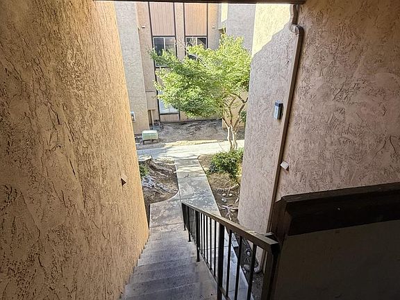 3rd image of 1550 W Ashlan Ave APT 244
