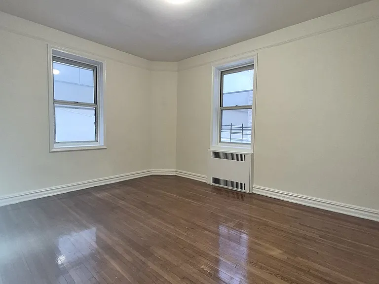 65-41 Saunders St #K — Photo 8