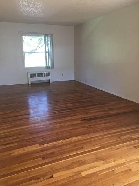 2nd image of 1170 Jones St