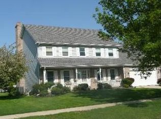 509 Flock Ave, Naperville, IL 60565