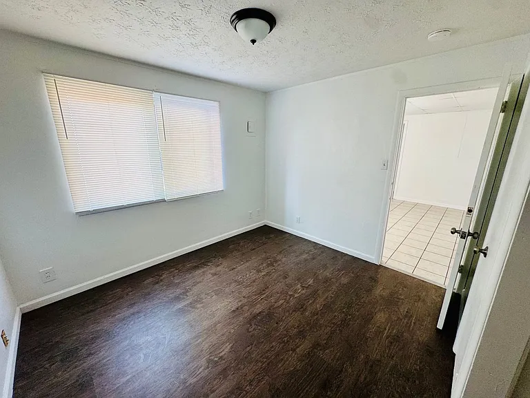 4320 Ridge Rd — Photo 22