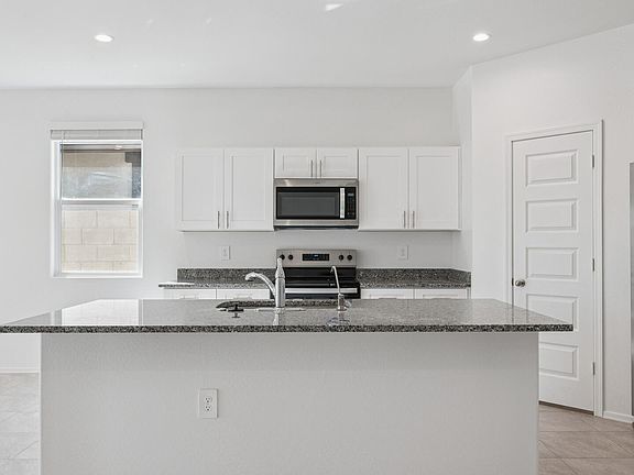 4th image of 34752 W Angelo Drive