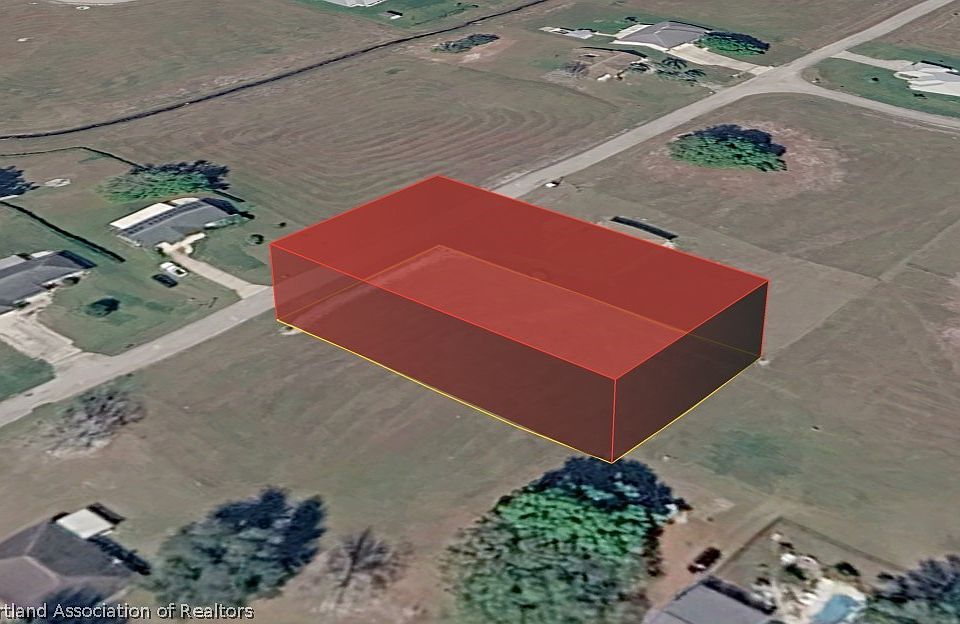 2nd image of 217 Mirador Dr