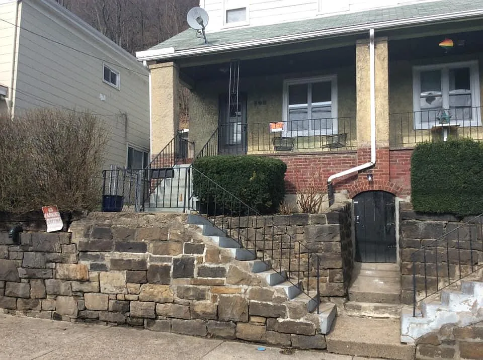 308 Beaver St photo 1