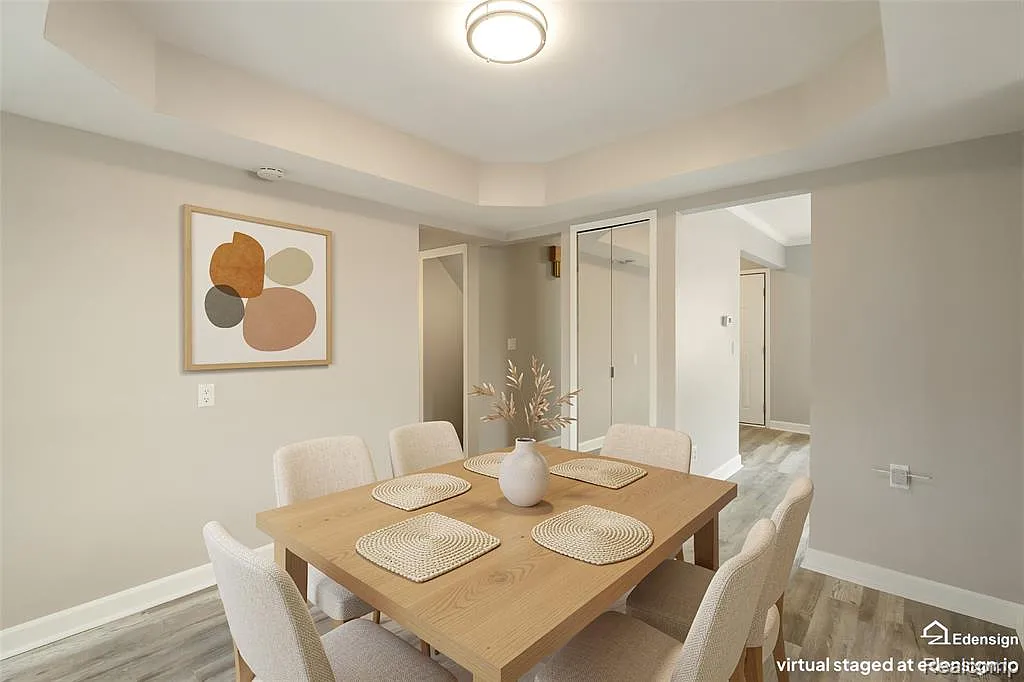 3 bed, 1.5 bath, 2527 sqft, $2,200 — Photo 4
