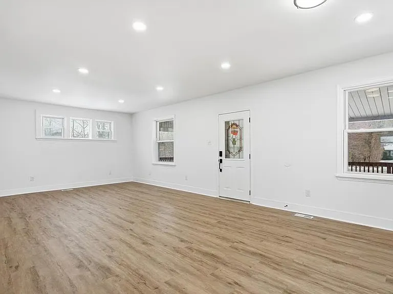 20543 Gudith Rd #2 — Photo 18