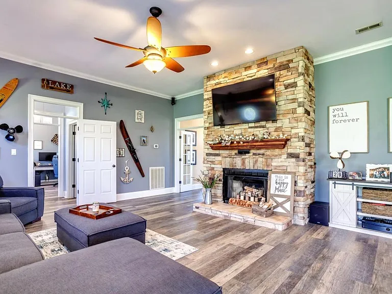 9913 Bluegrass Rd — Photo 5