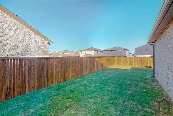 716 Portina Dr — Photo 27