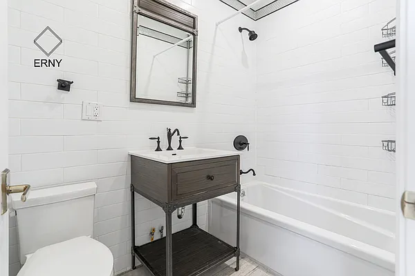 Rented by ERNY LLC | media 8