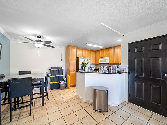 4th image of 78650 Avenue 42 APT 101