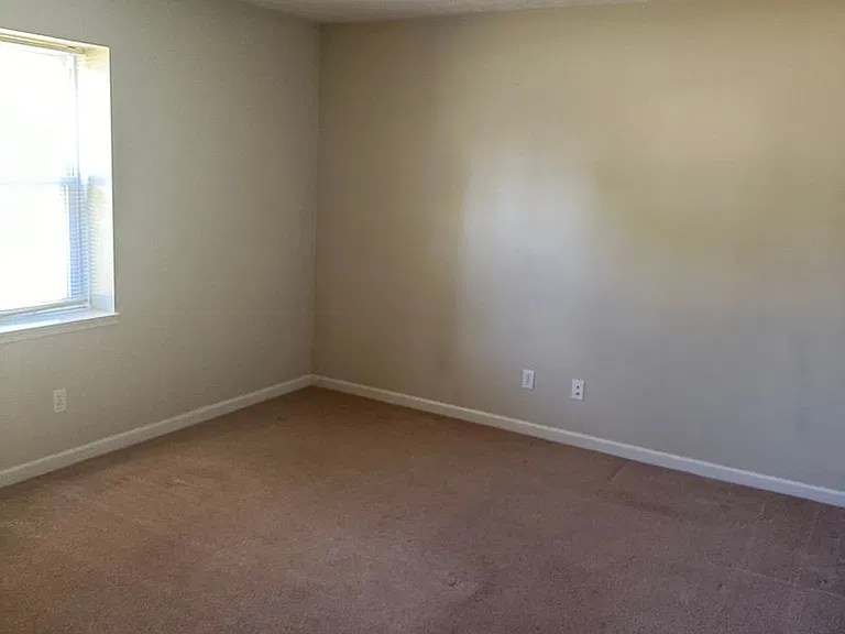 Coming Soon: 9102 W Jackson St. Cozy 1 bed 1 bath in Cammack! Yorktown School District — Photo 11