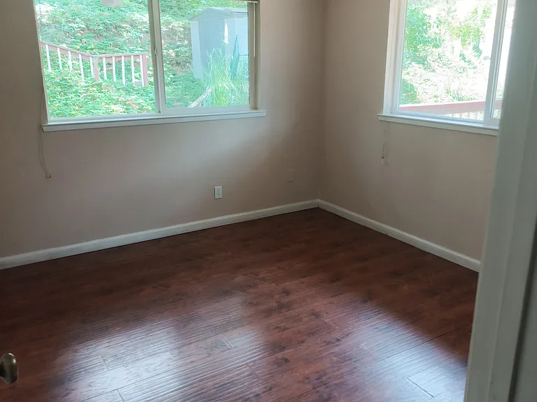 523 Encina Dr — Photo 22