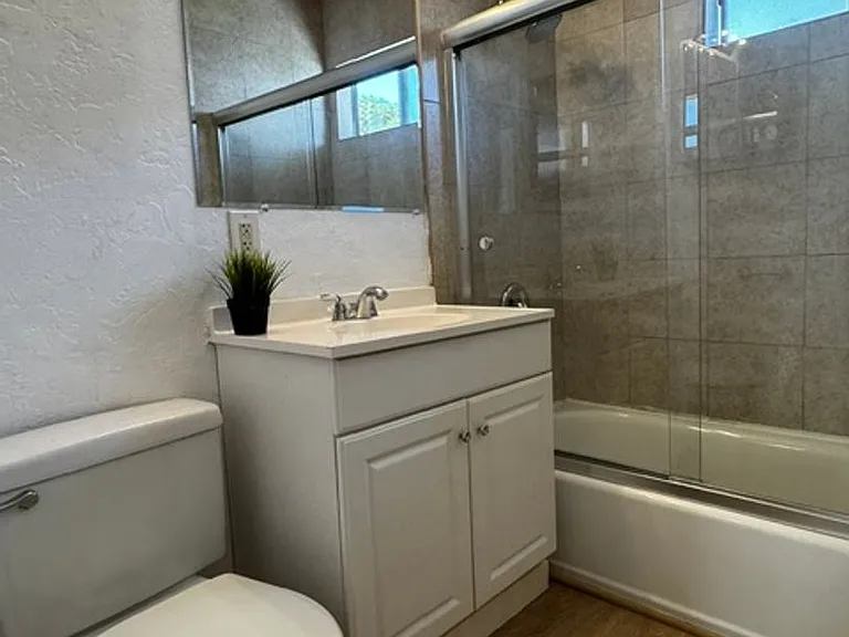 1088 Bangor Ln — Photo 13
