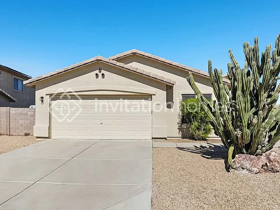 15816 W Apache St
