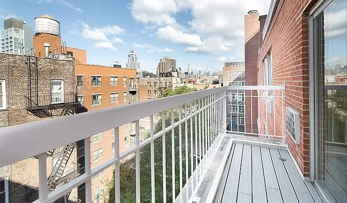 Rented by REAL New York | media 6