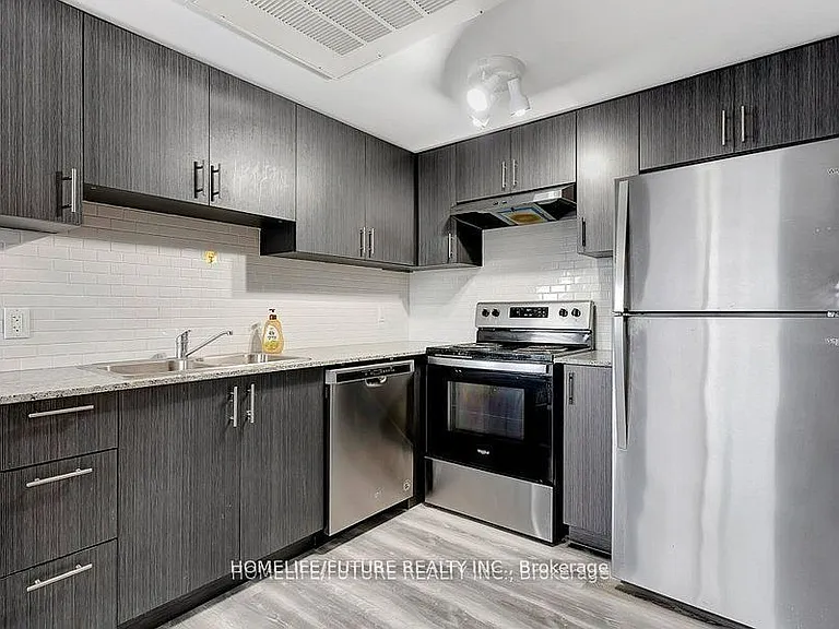 275 A Larch St #608 — Photo 9