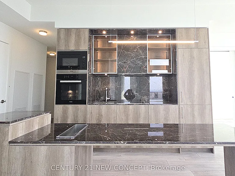 11 Yorkville Ave #5602 — Photo 10
