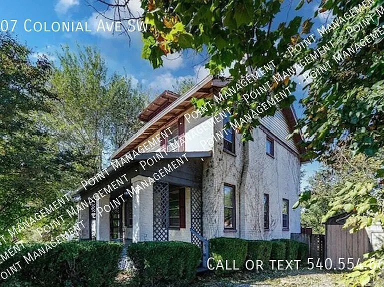 2407 Colonial Ave SW — Photo 24