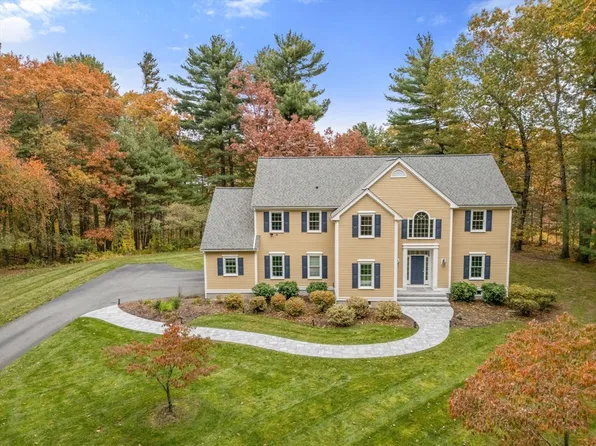 34 Christopher Ln, Sudbury, MA 01776