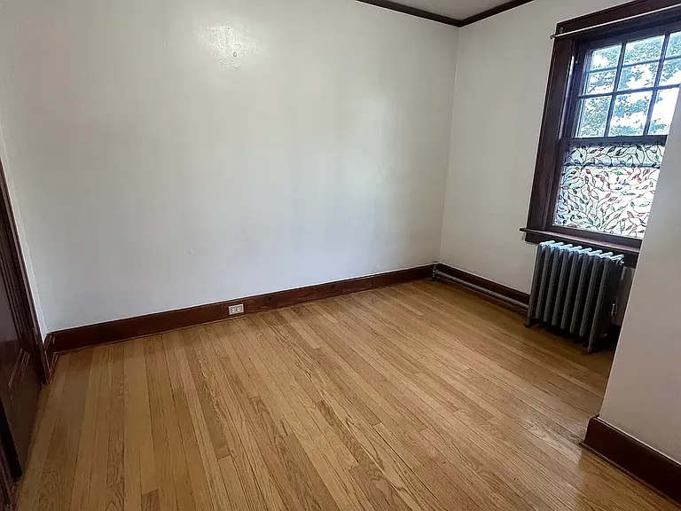 325 Bogert Ave — Photo 18