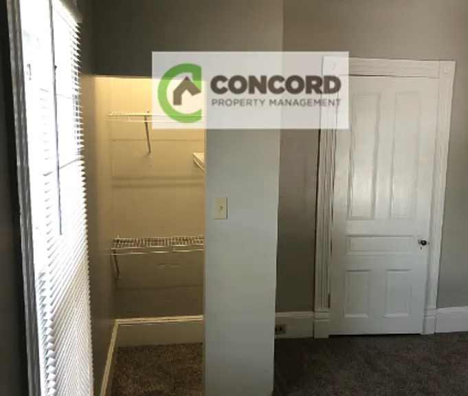 707 Summit Ave #4 — Photo 11