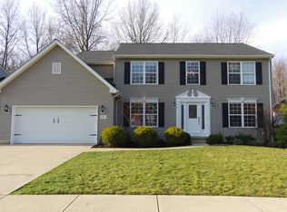 32843 Elm Dr, Avon, OH 44011