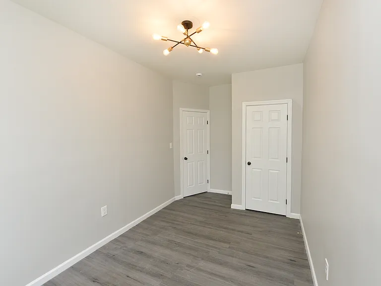 23 Bayview Ave #1 — Photo 12
