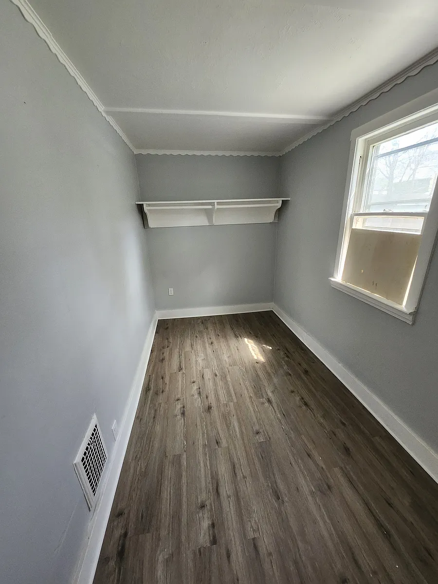 Building Photo - 112 Winterroth St #1