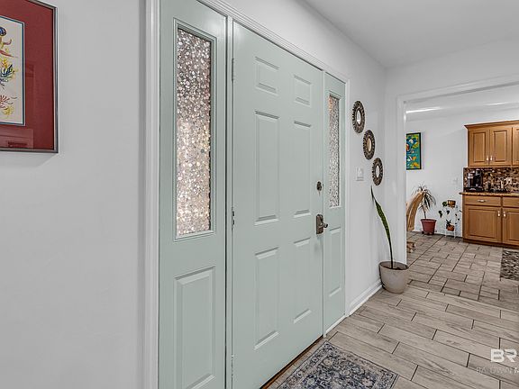 3rd image of 1246 Mockingbird Ln