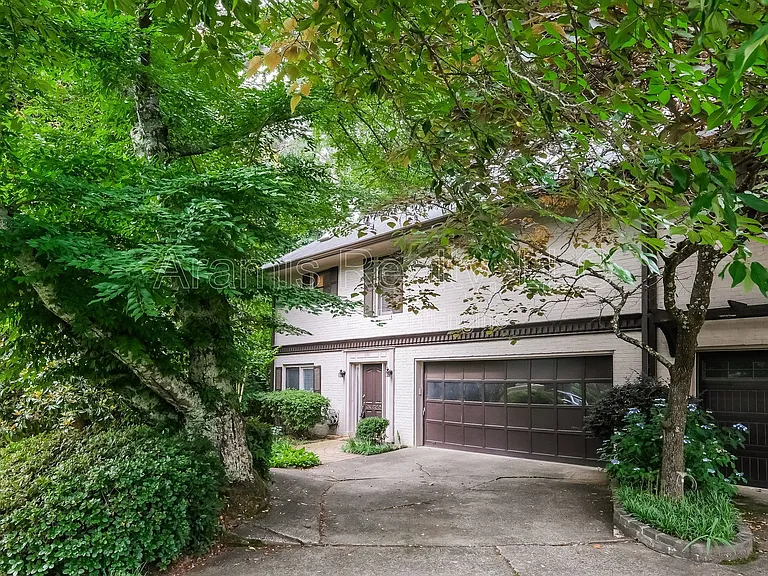 280 Halah Cir NE — Photo 3