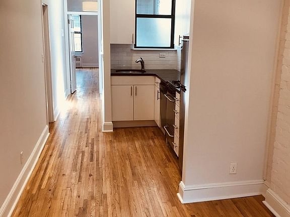 5th image of 646 Amsterdam Ave APT 5A