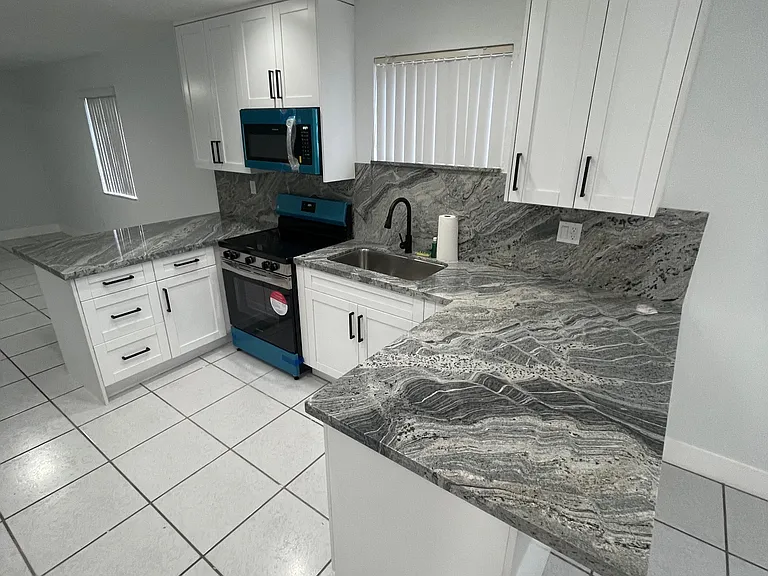 20450 SW 92nd Pl #20452 — Photo 3