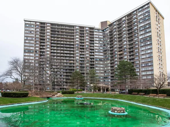2 Bay Club Drive #7Z, Flushing, NY 11360