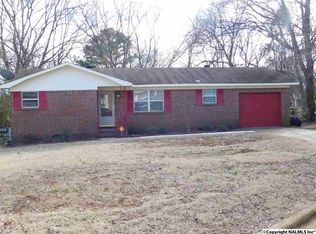 3101 Knollwood Cir NW, Huntsville, AL 35810