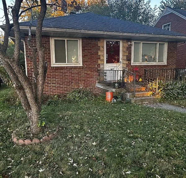 3615 Berkeley Dr — Photo 1