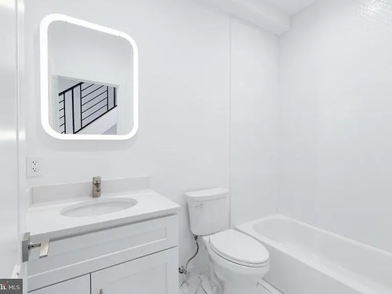 1208 N Etting St — Photo 11