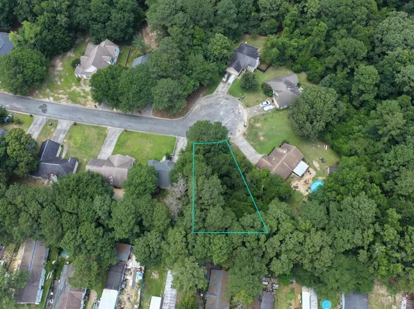 160 Carriage Hill Dr, Warner Robins, GA 31088