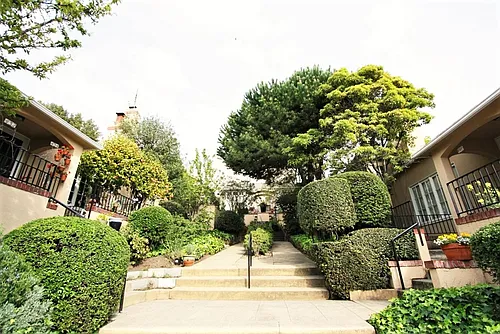 432-450 Euclid Ave Photo 1