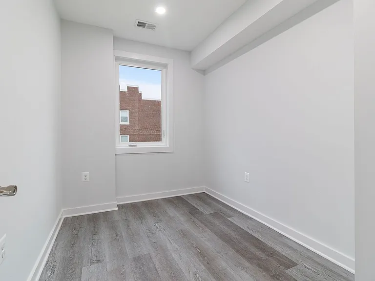 5131 2nd St NW — Photo 7
