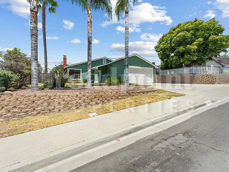 4414 Springtime Dr — Photo 3