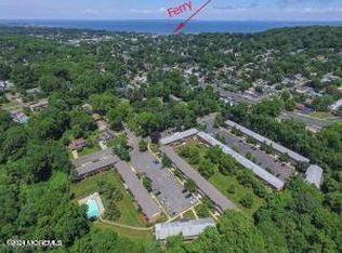 96 East Ave APT 100, Atlantic Highlands, NJ
