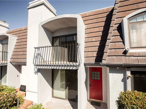 8125 Redlands St APT 109, Playa Del Rey, CA 90293