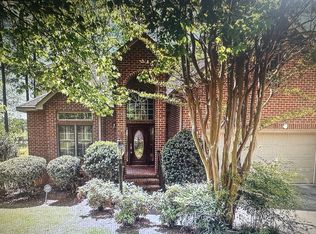 110 Wimbledon Ct, Greenwood, SC 29646