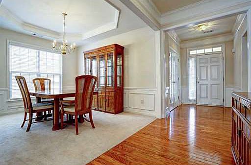 4th image of 1605 Vinery Ave