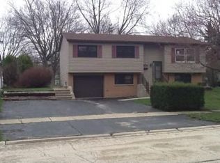7301 Catalpa Ave, Woodridge, IL
