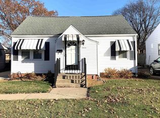 2428 S Pasfield St, Springfield, IL 62704