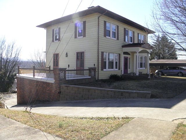 1st image of 729 Kensington Ave